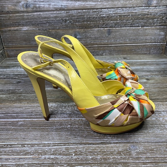 BCBGirls High Heels - Picture 3 of 8